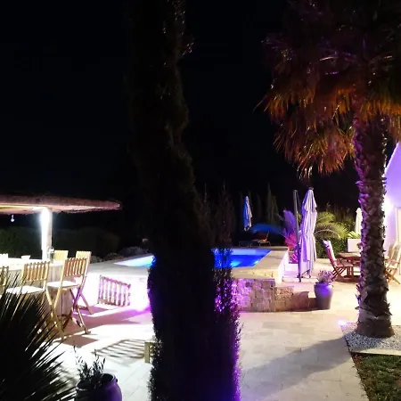 Marines Bed and Breakfast 3*