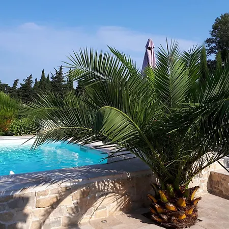 Marines Bed and Breakfast 3*